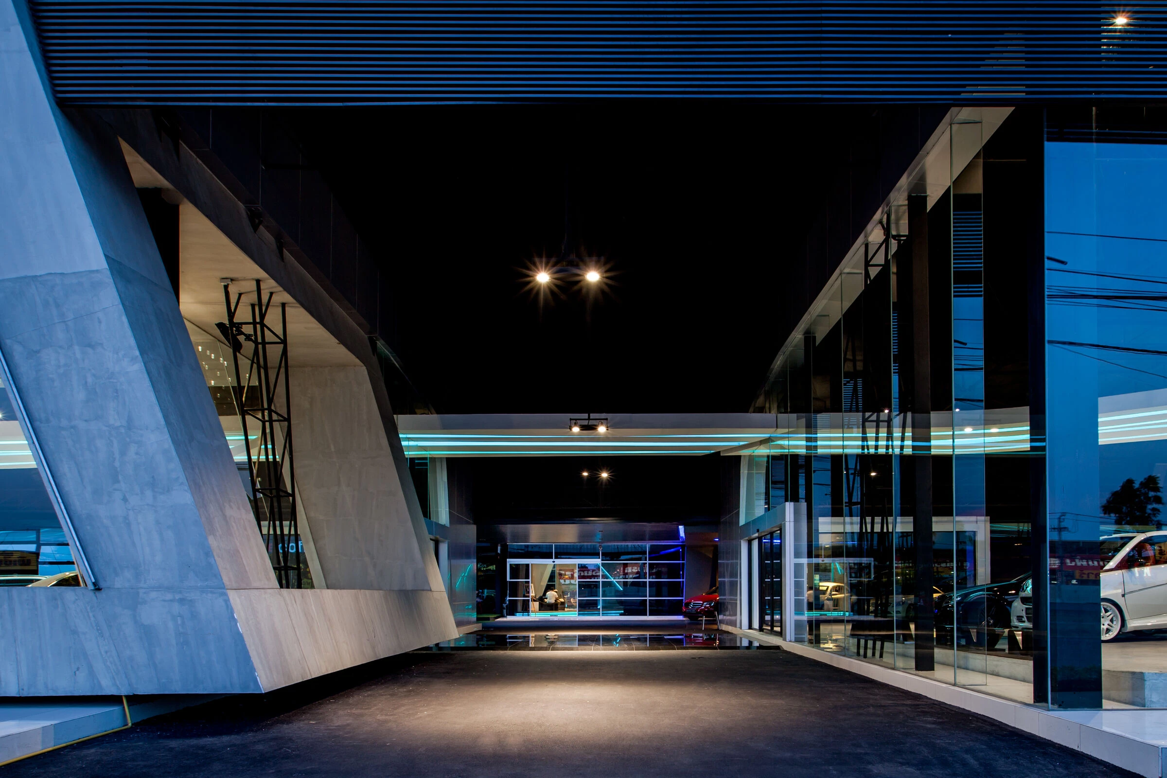 NK Revolution 汽车展厅丨泰国曼谷丨VaSLab Architecture-11