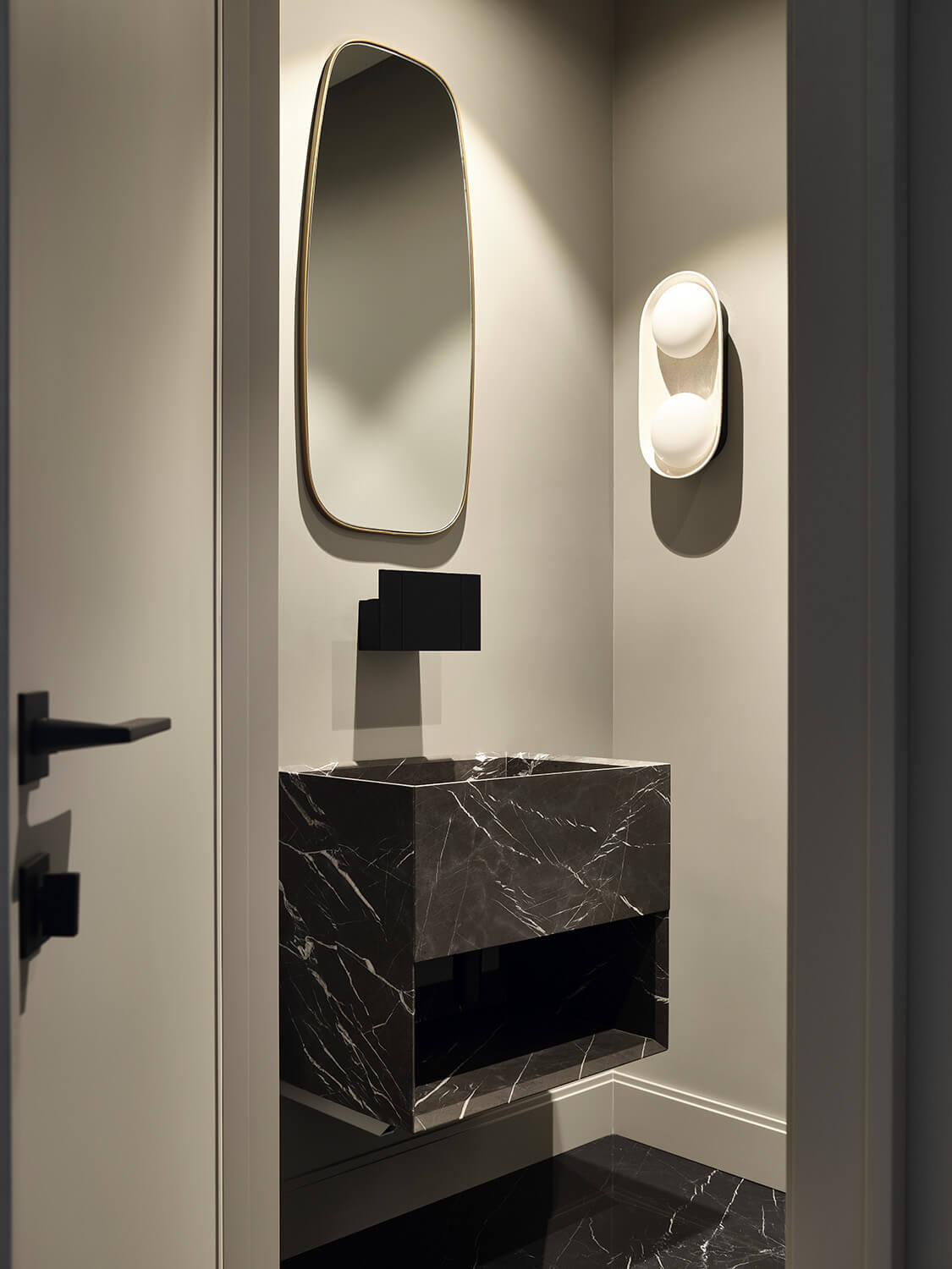 莫斯科色彩鲜艳的现代公寓丨俄罗斯莫斯科丨Well Done Interiors-105