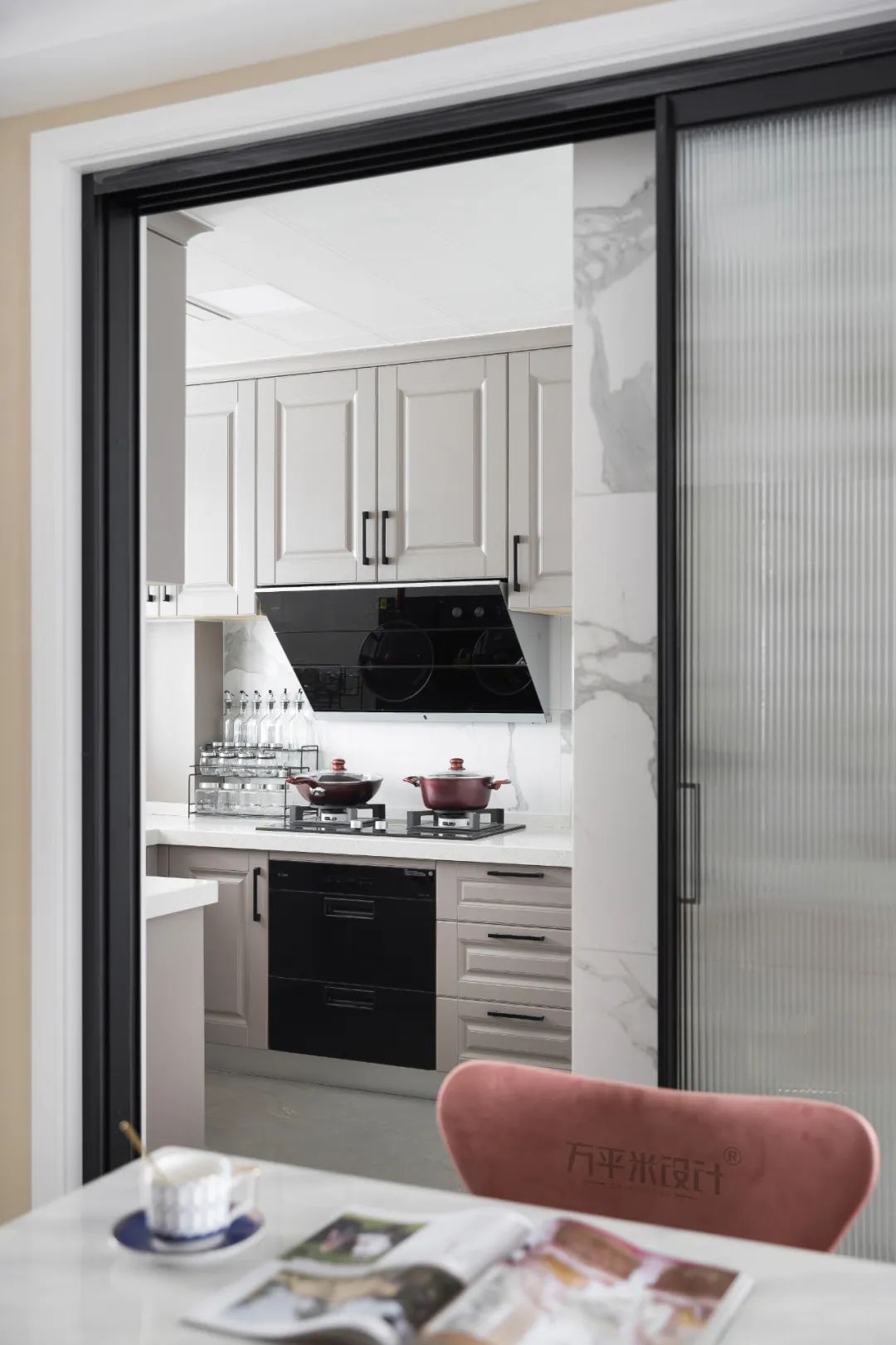 轻美式混搭,粉色温馨的新家设计-41