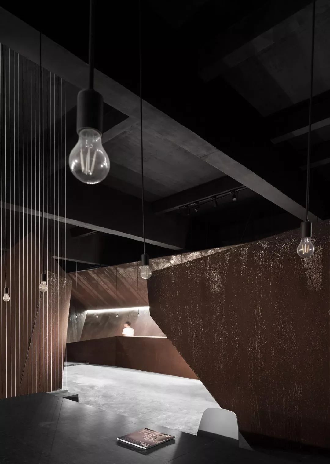 原始空间的新生力量——汕头 AD 艾克建筑办公室设计-19