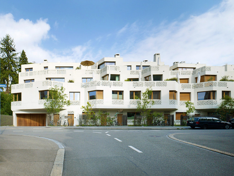 Hammam and Apartements in Patumbah-7