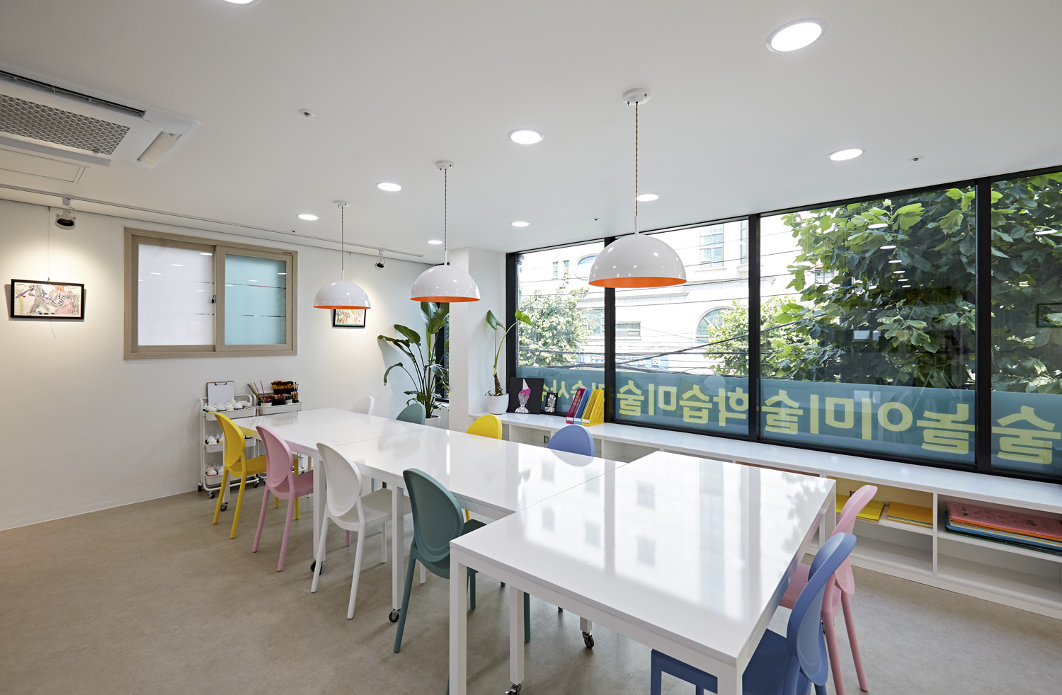 25 平米美术教室，极简白诠释艺术氛围-13