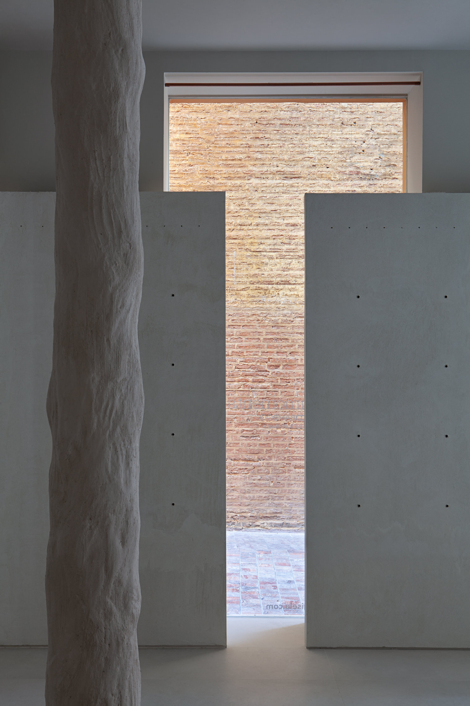 西班牙内衣品牌Ciszak Dalmas Ferrari新概念体验设计-0