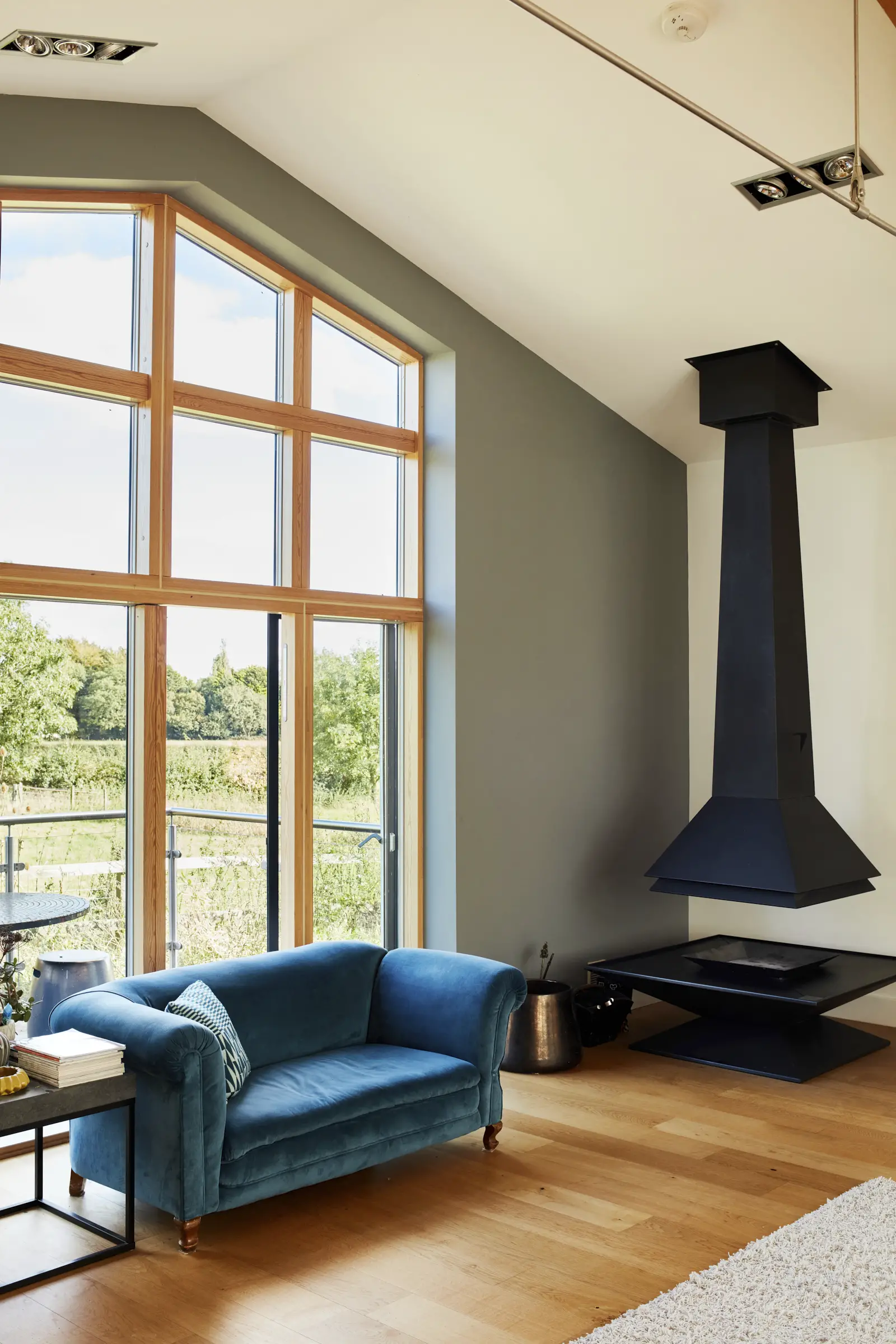 英国乡村玻璃墙别墅设计-4