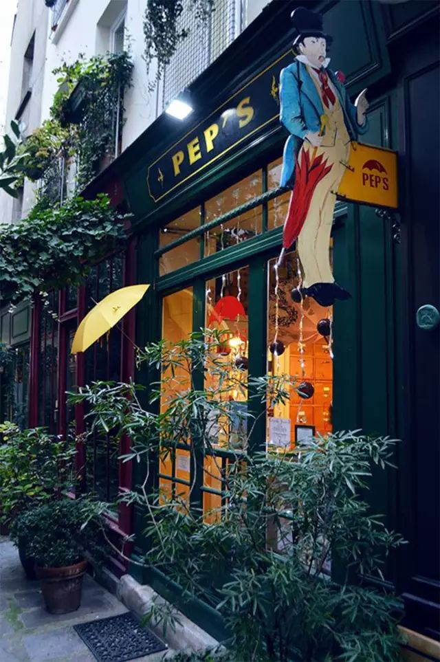 巴黎最后修伞师 | 匠心传承,让旧伞重生-122