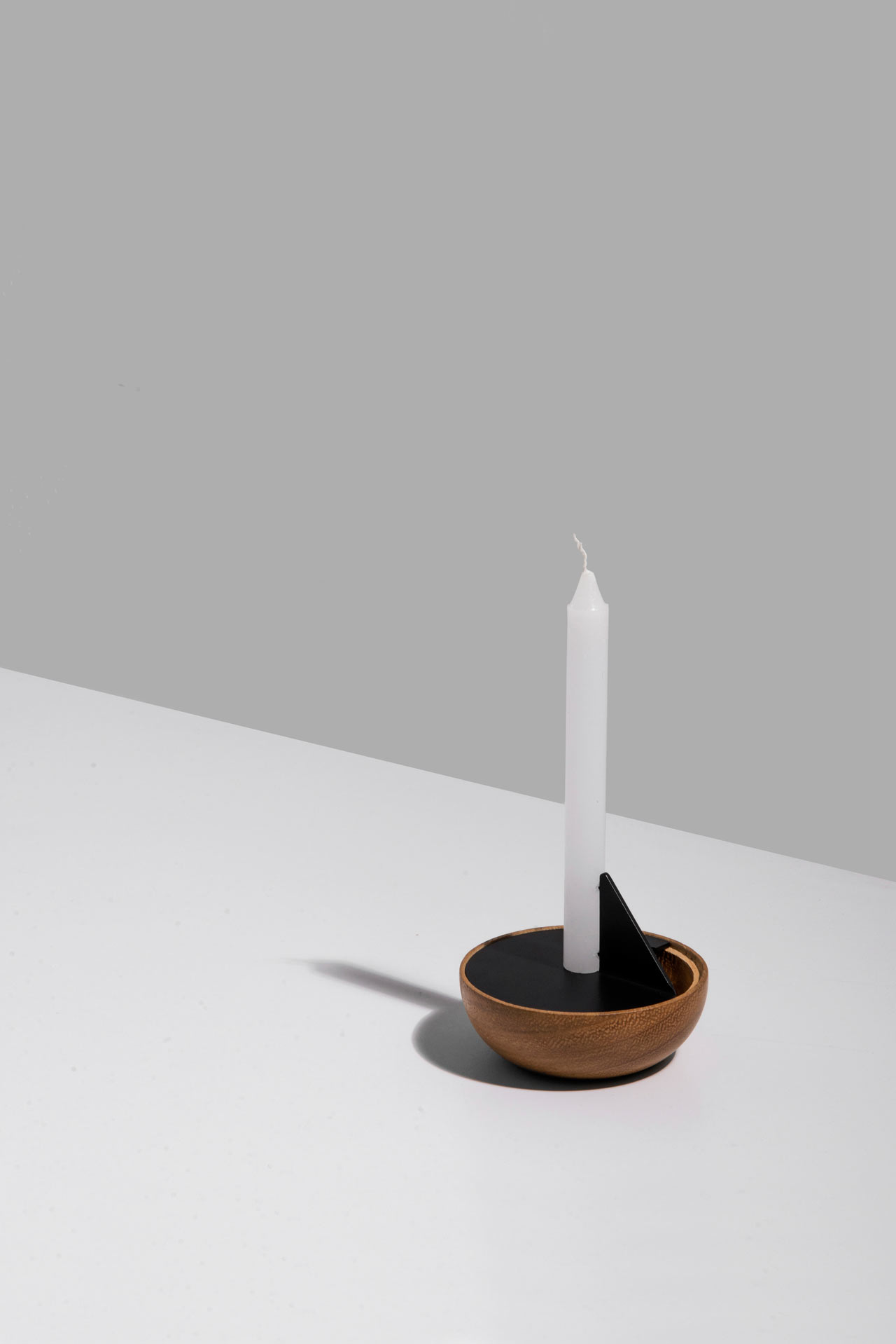 Veleiro Minimalist Candle Holder by Ventura Lab-2