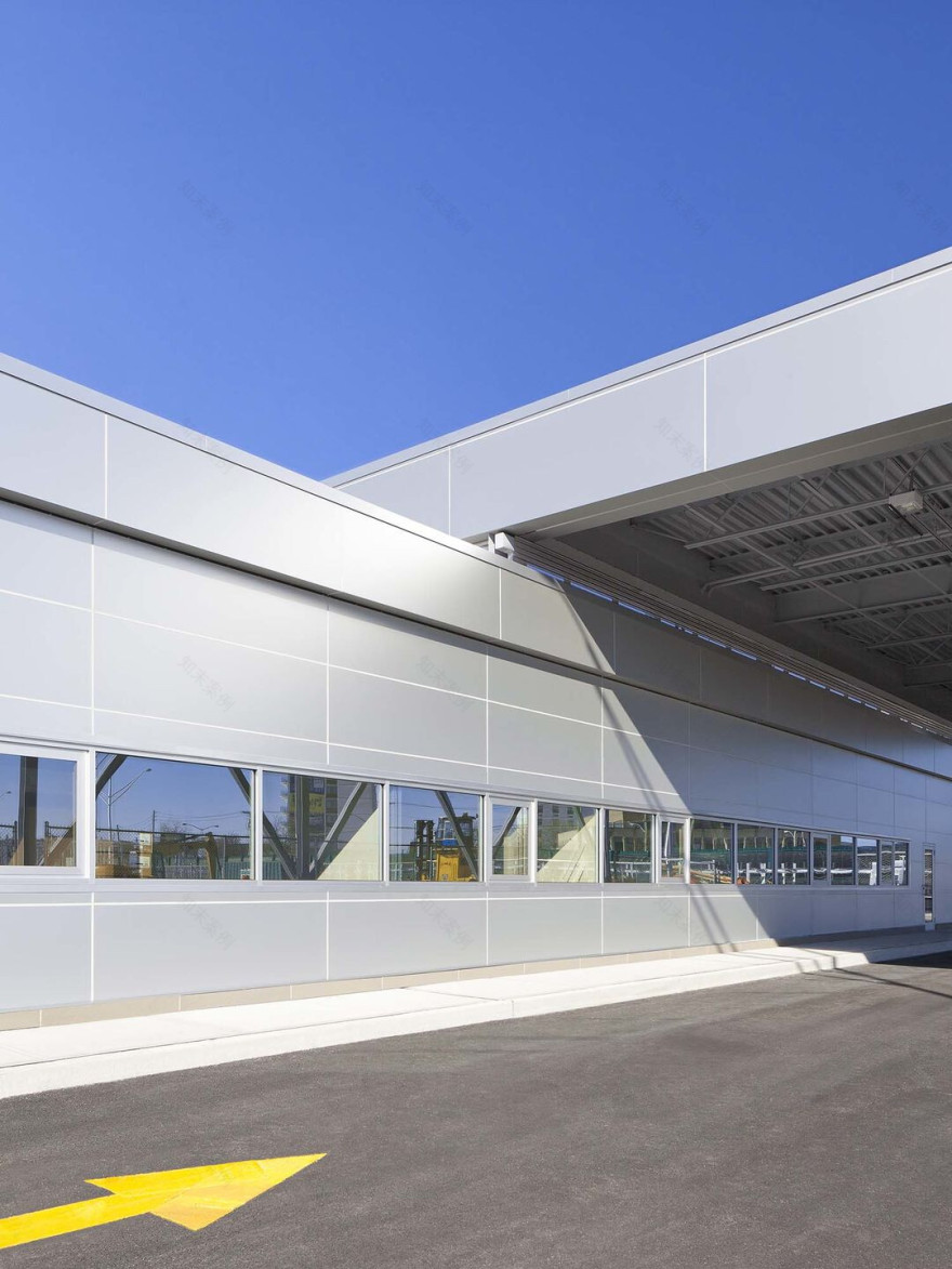 纽约警察局车辆存放设施-17