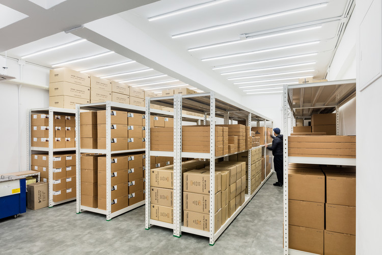 利马斯旗舰店-29