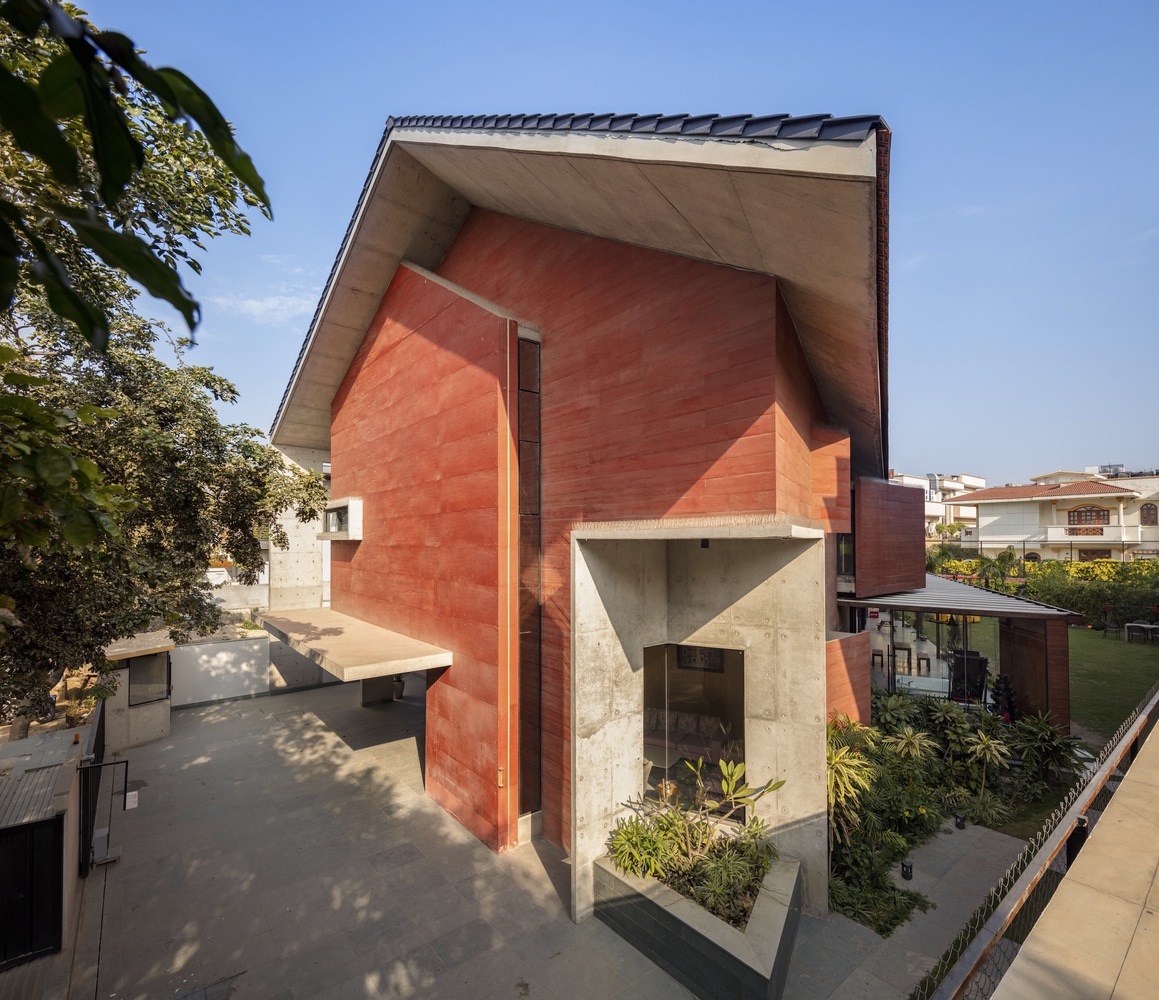 印度 Chromatic House · 色彩斑斓的童趣之家丨Anagram Architects-35