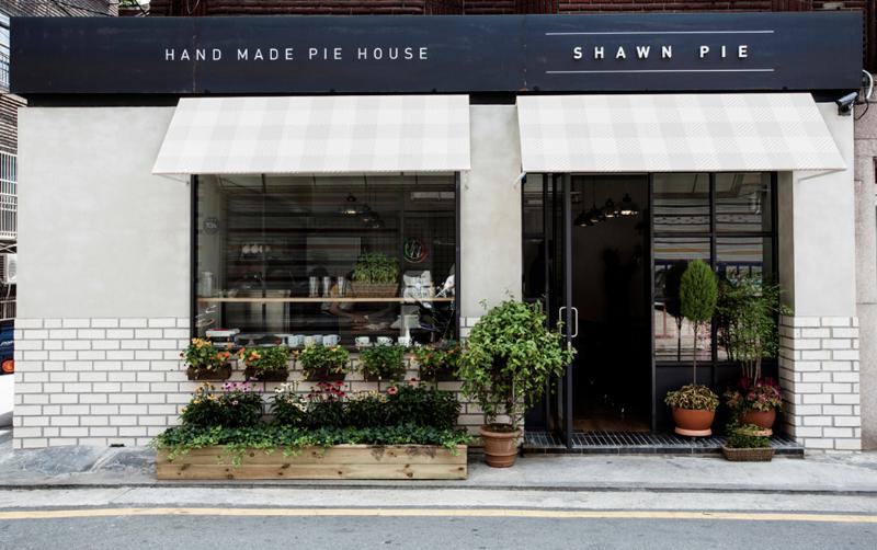 20 平米咖啡店，专业室内设计打造的小空间大作为-2