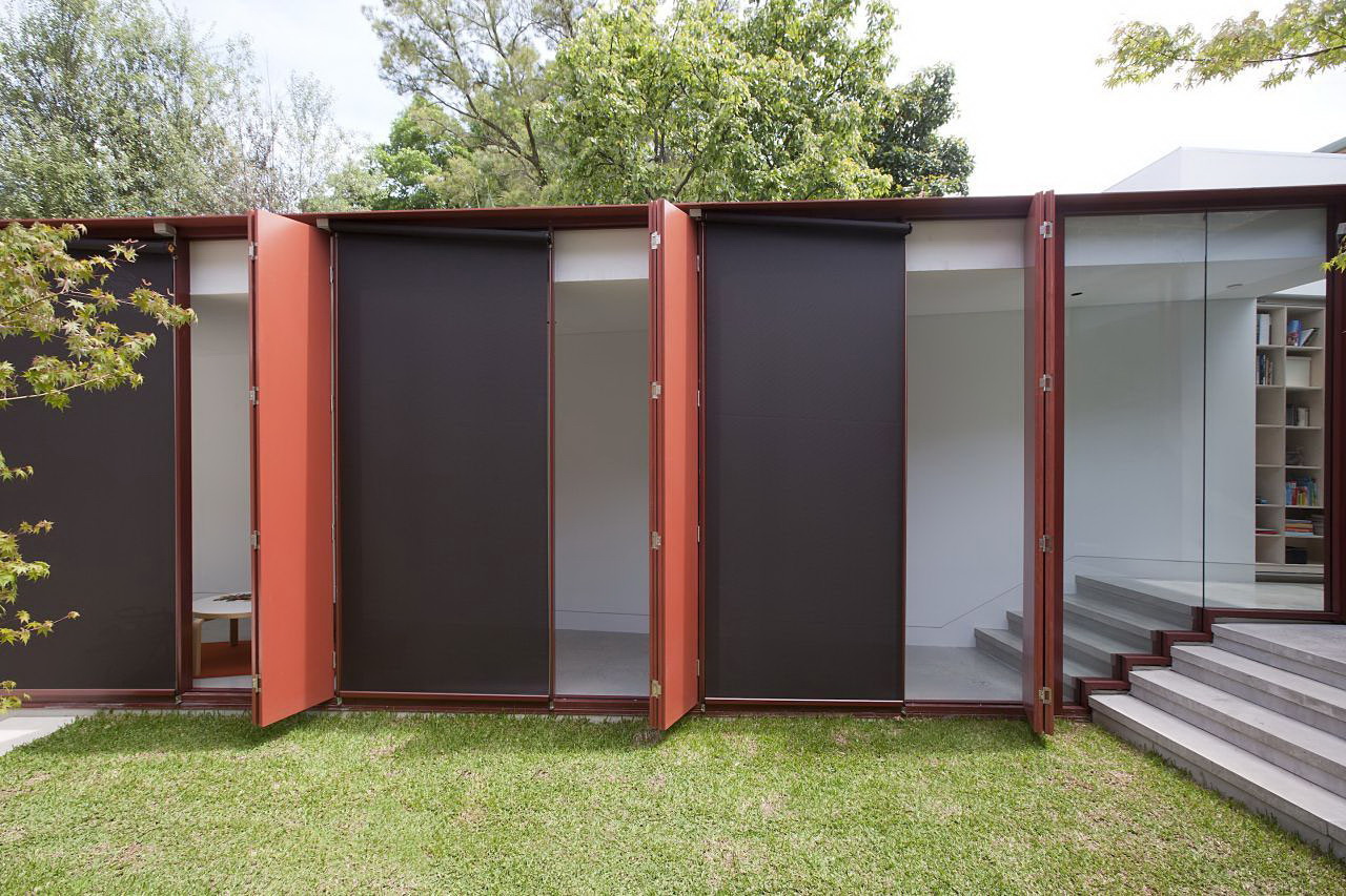 绿意环绕的 CO-AP 紧凑别墅 | 玻璃与自然的完美融合-20