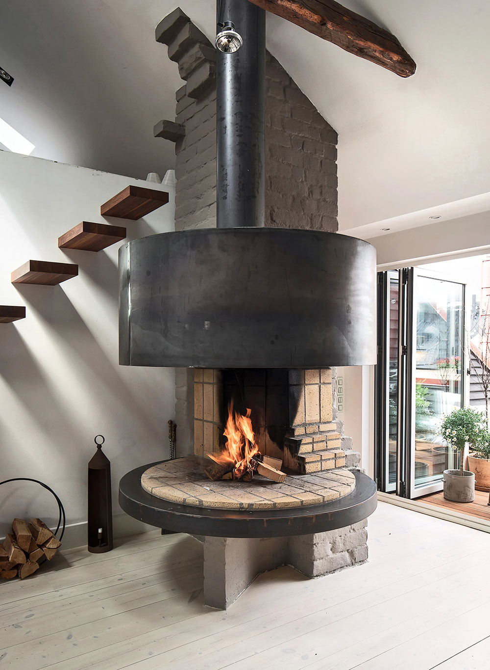 百年砖墙的现代阁楼公寓-13