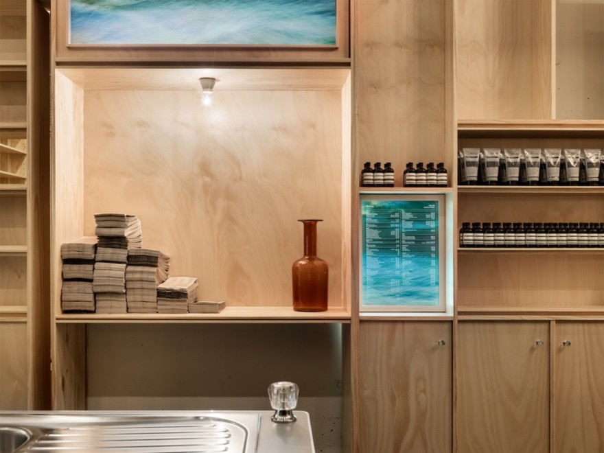 Aesop 伊索悉尼专卖店 | 原木温馨,复古家居氛围-6