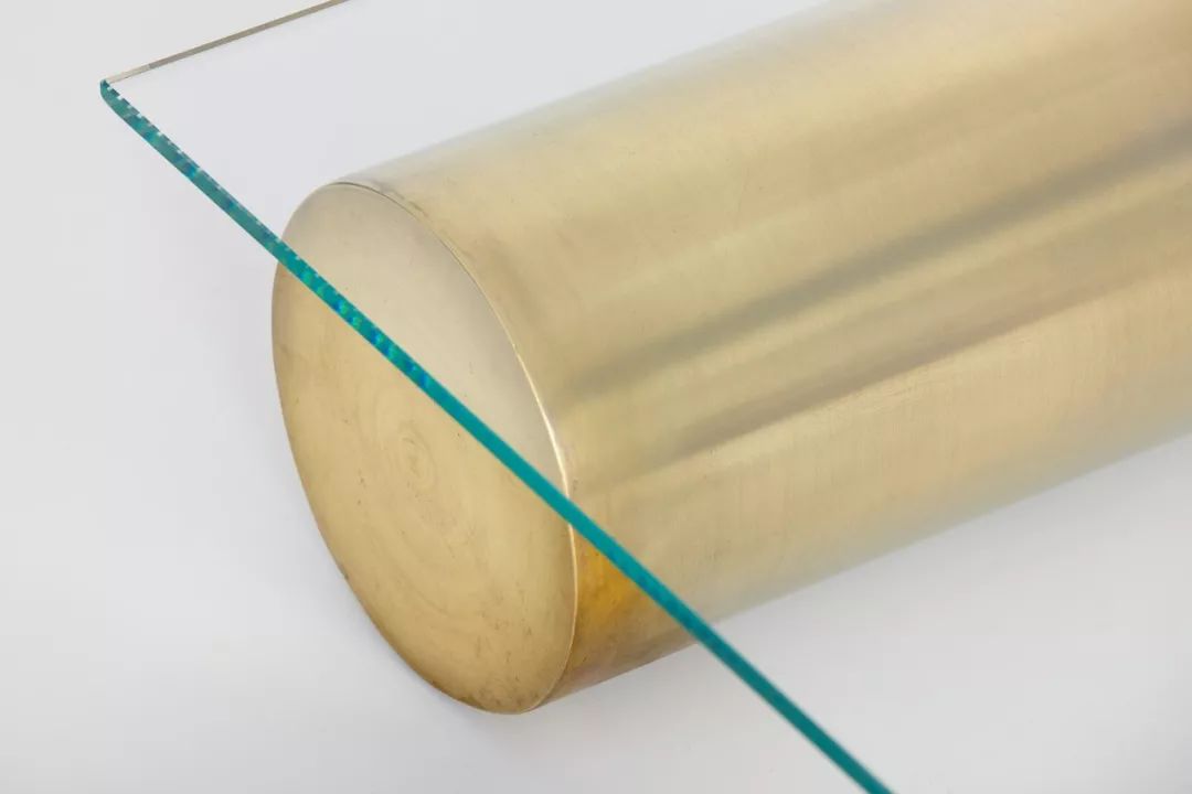 多学科设计大师 Faye Toogood 的手工实验艺术-33