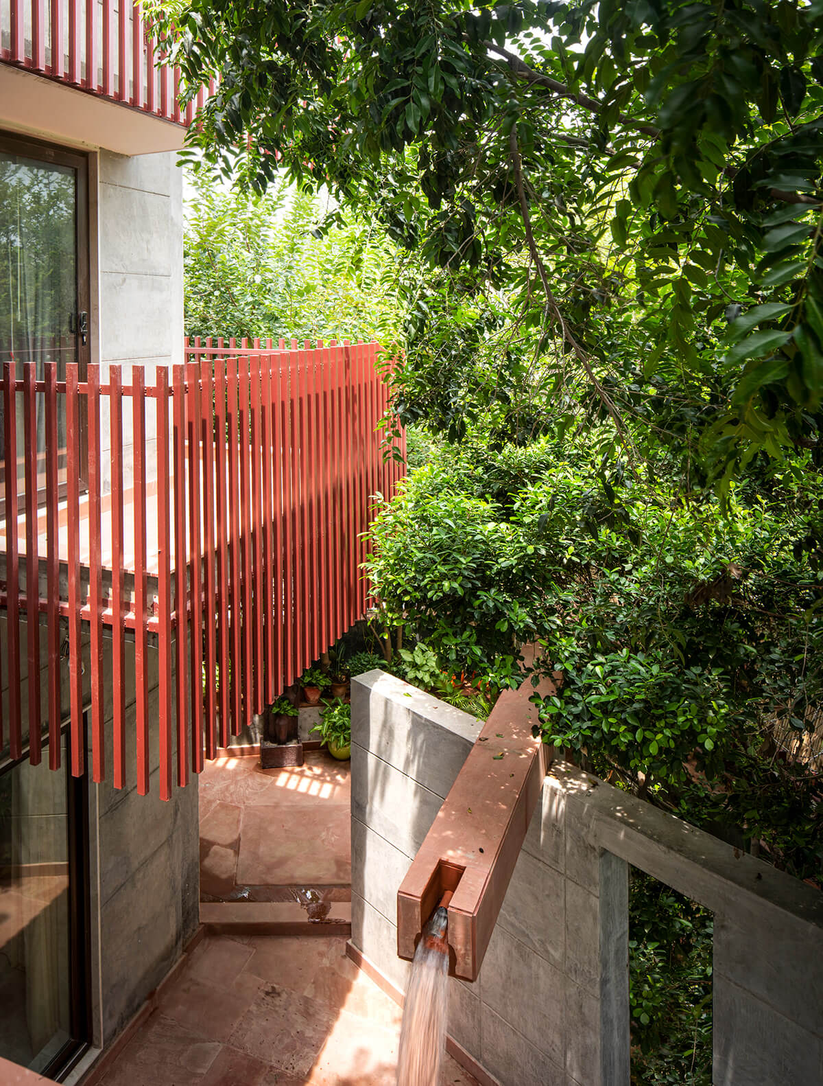 House With 49 Trees RENESA-21