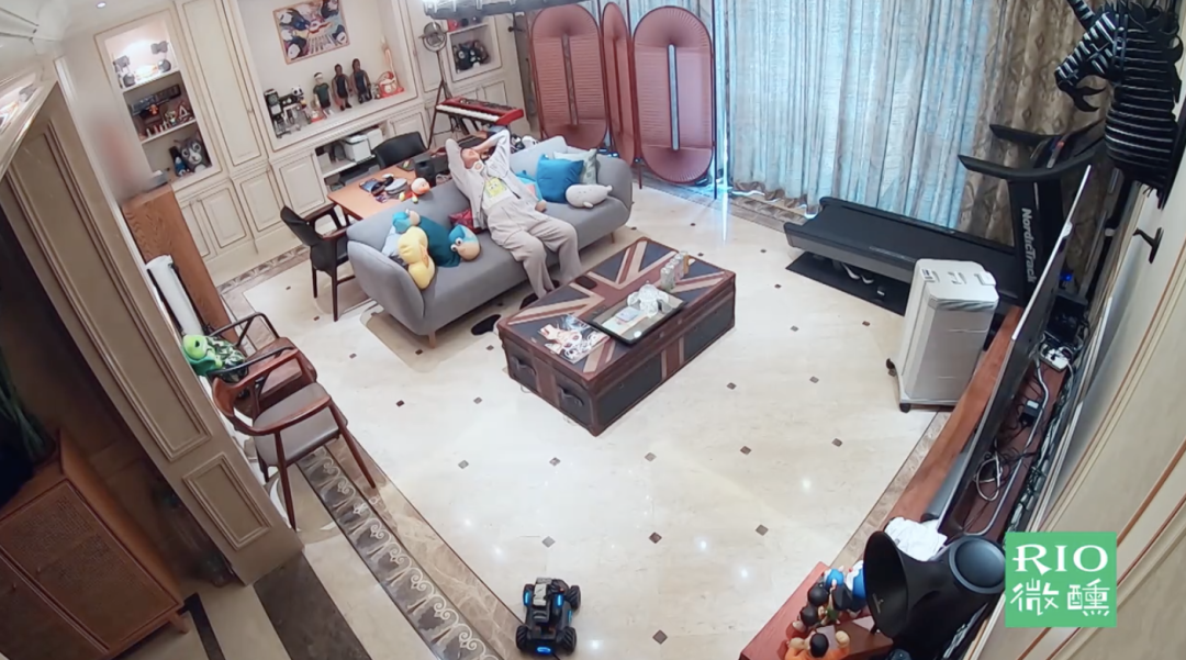 周笔畅的独居生活 | 仪式感与自由并存的家-28