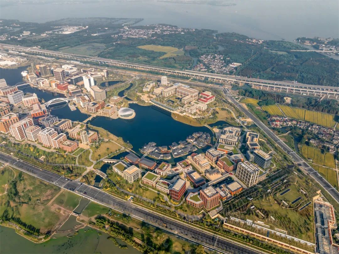 华为练秋湖研发中心(A,B组团)丨中国上海丨上海建筑设计研究院有限公司-39