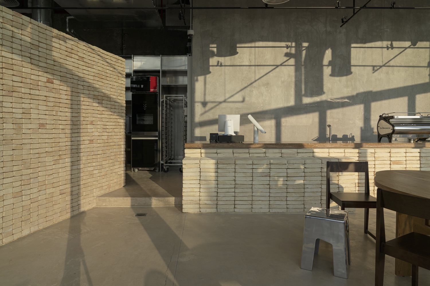 Bageri Form 面包店丨阿联酋迪拜丨BONE-27