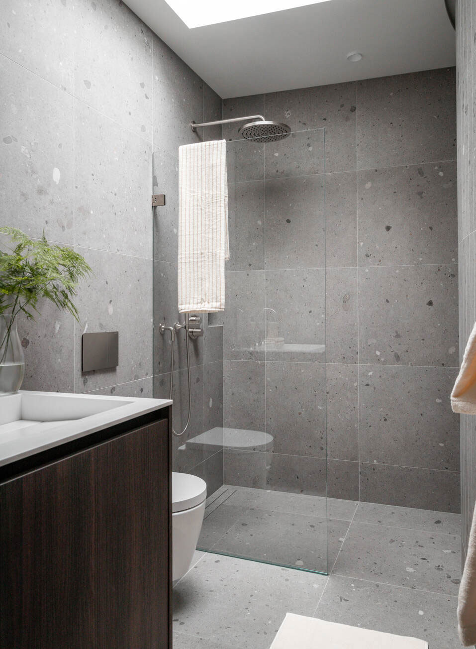 斯德哥尔摩百年老屋惊艳阁楼公寓设计-10