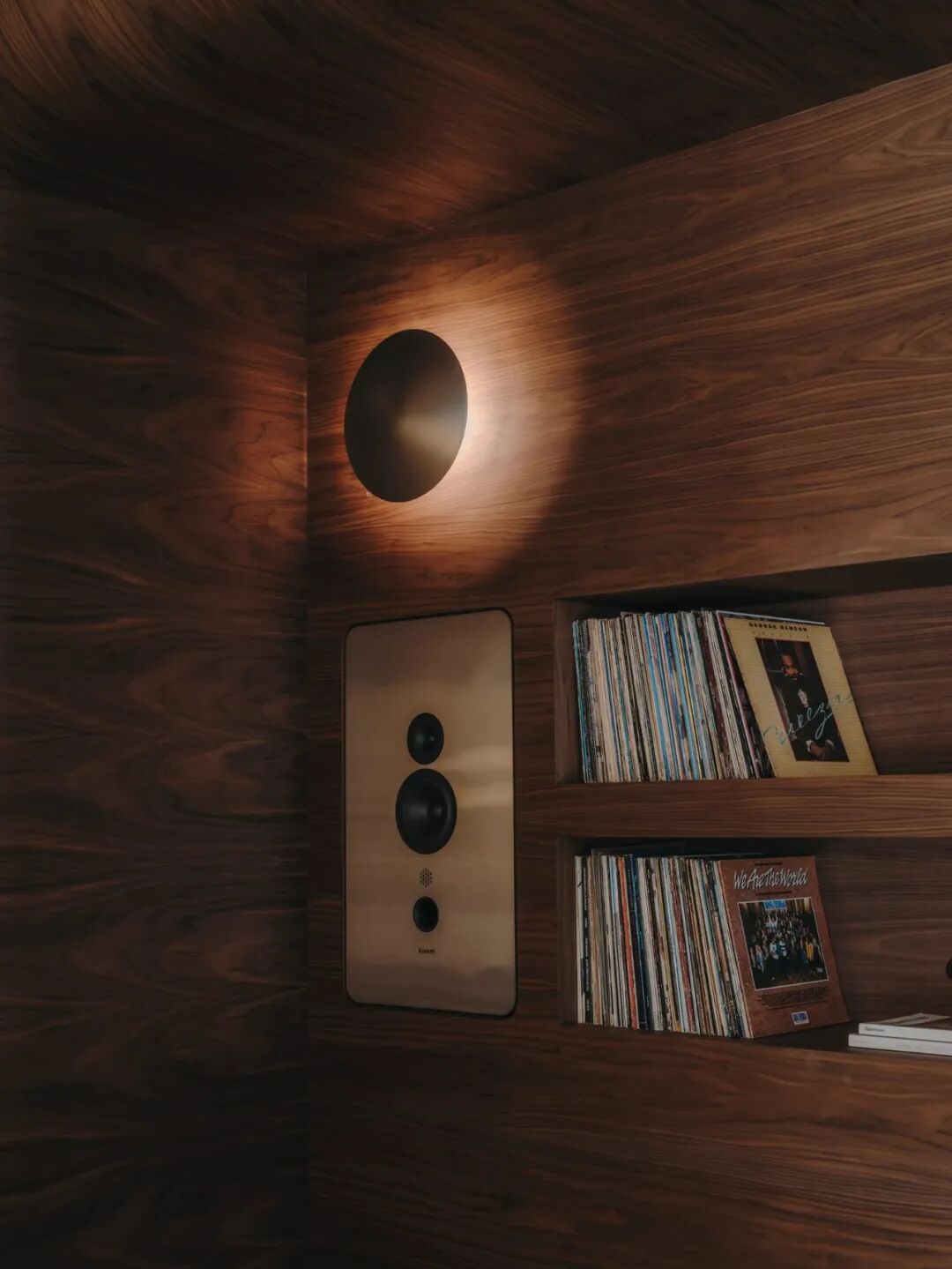 巴塞罗那的爵士乐咖啡馆 Jaç Hifi Café丨西班牙巴塞罗那丨Ligia 和 Arnau 夫妇-23