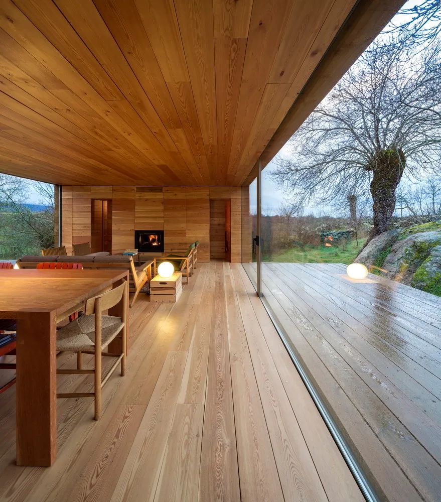 黄色调的人性化景观之家丨GGH 设计机构-23