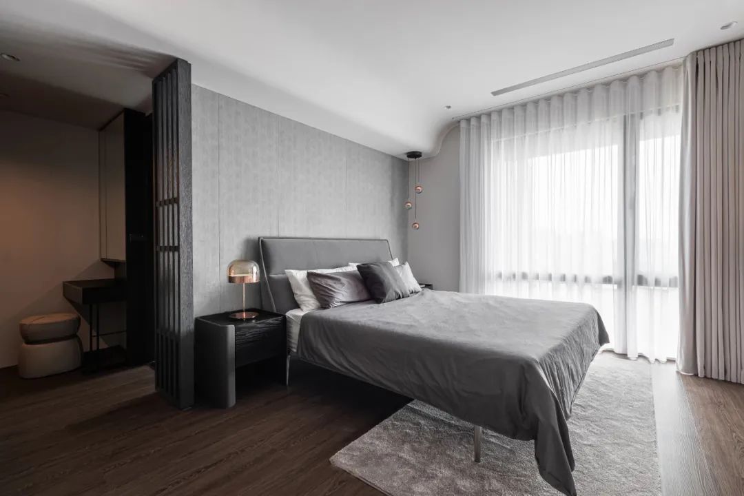胡桃木+高级灰，纯粹而艺术的现代空间-28