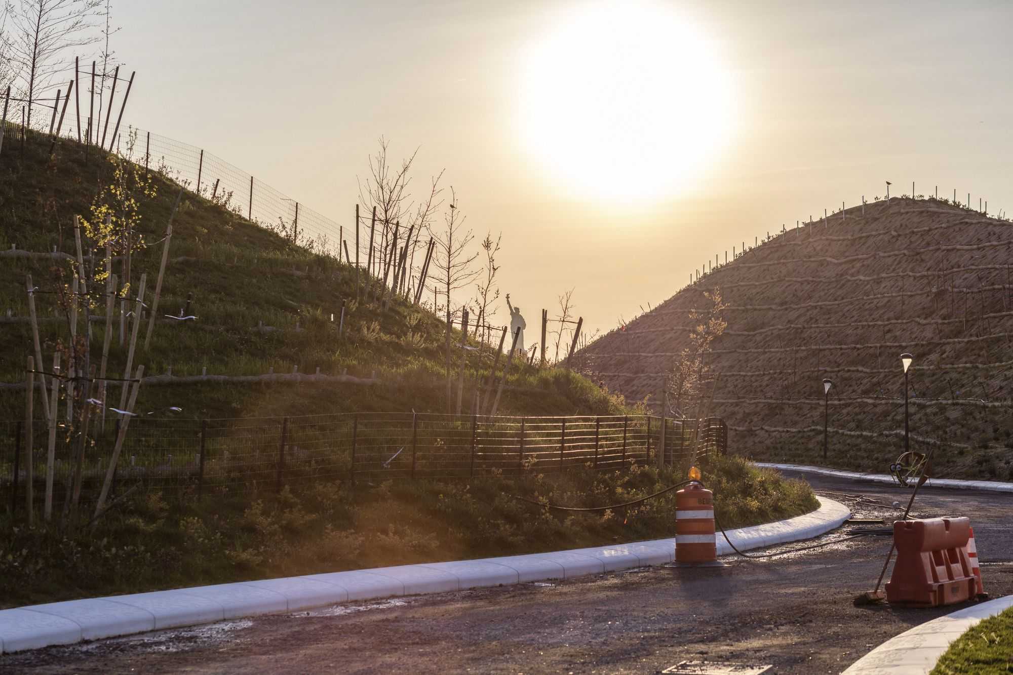 总督岛 · 二期 山丘丨美国纽约丨West8-16