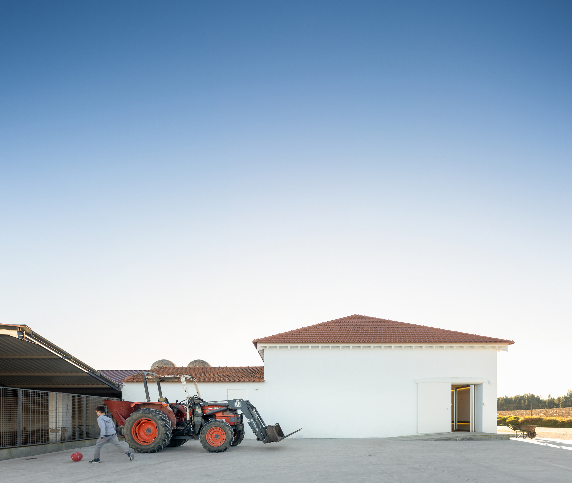 Landscape Observatory of Charneca / Joao Morais-39