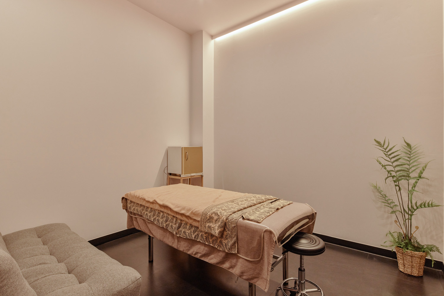 高级酒店设计，享受优雅氛围的 30 平豪华客房-9