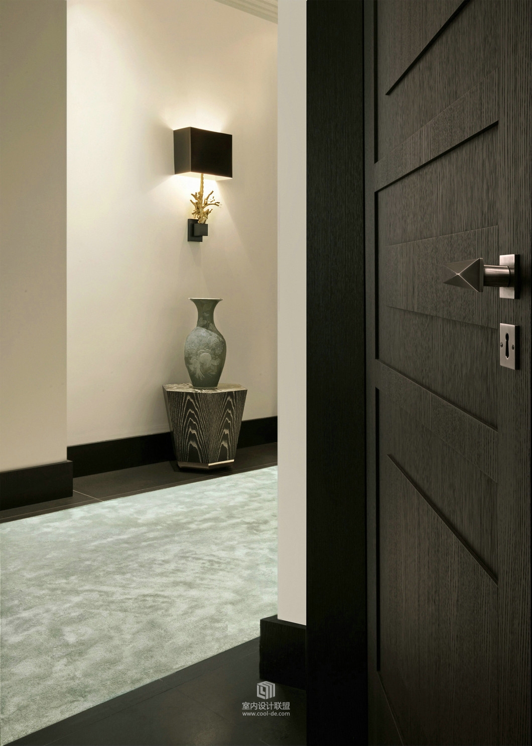 Kate Hume——城市公寓-12