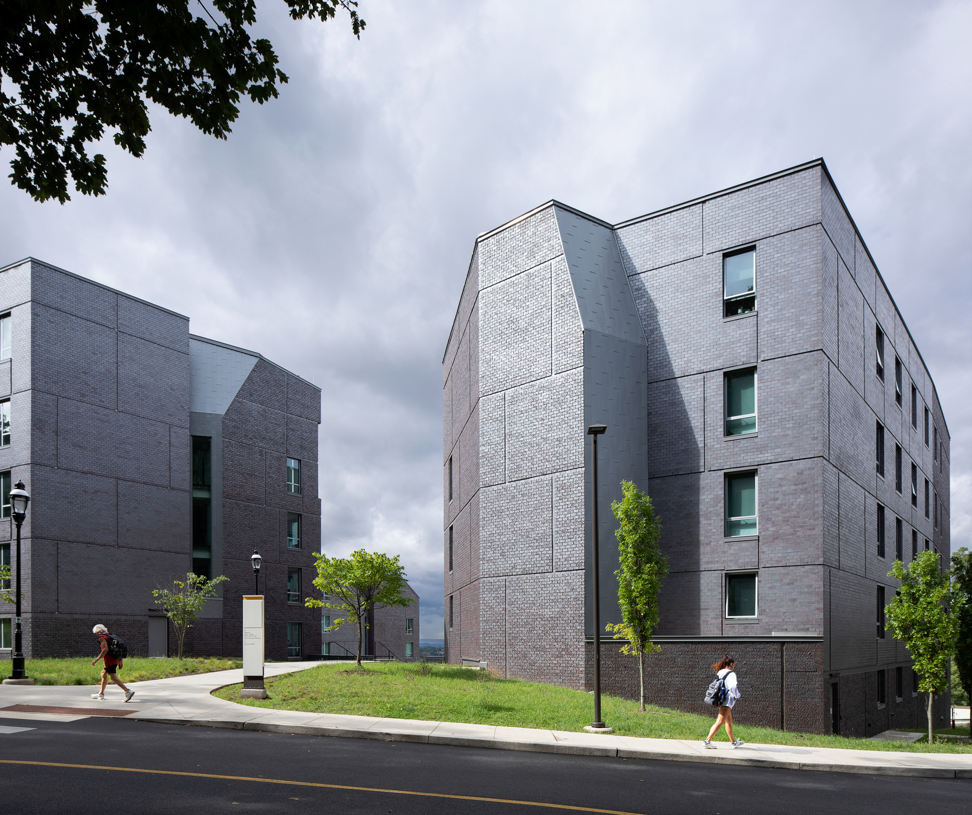 Lehigh University Singleton, Hitch, and Maida Residential Houses / Sasaki-23