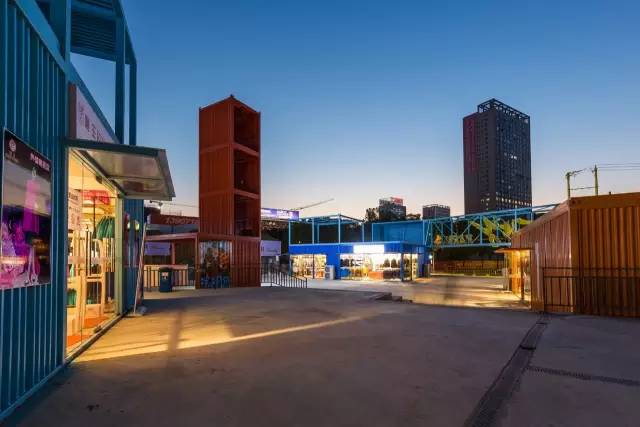 商业开发下沉成趋势，集装箱商业街如何打造？​-1