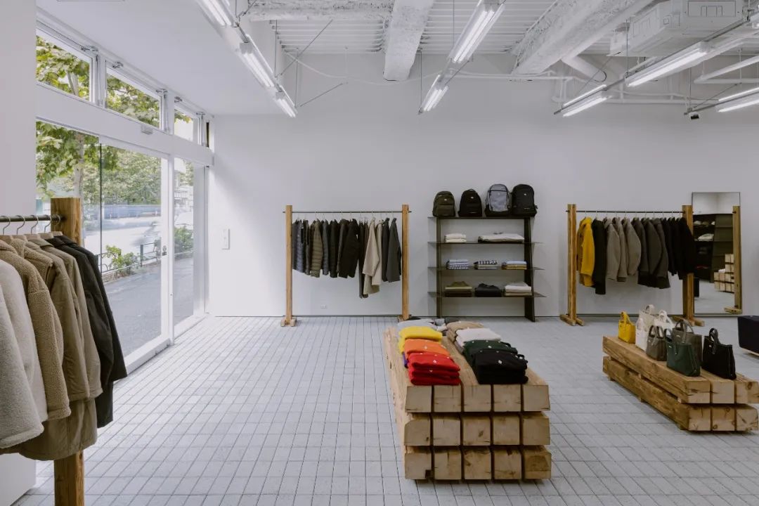 Danton 东京原宿旗舰店丨日本东京丨小大建築設計事務所-27