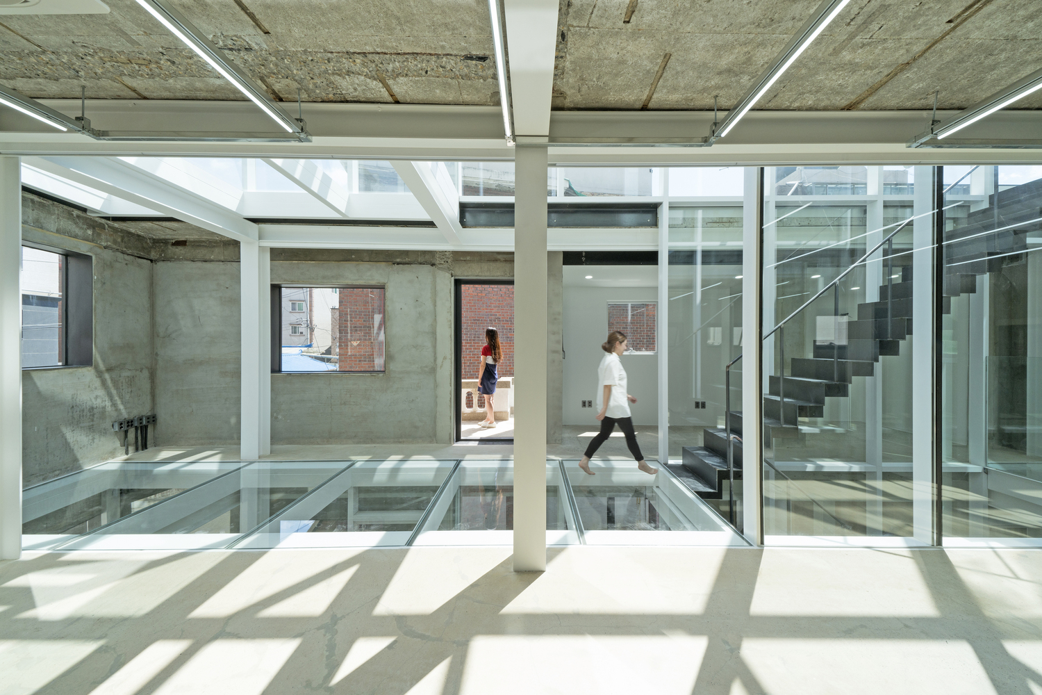 Dots 设计公司总部-9