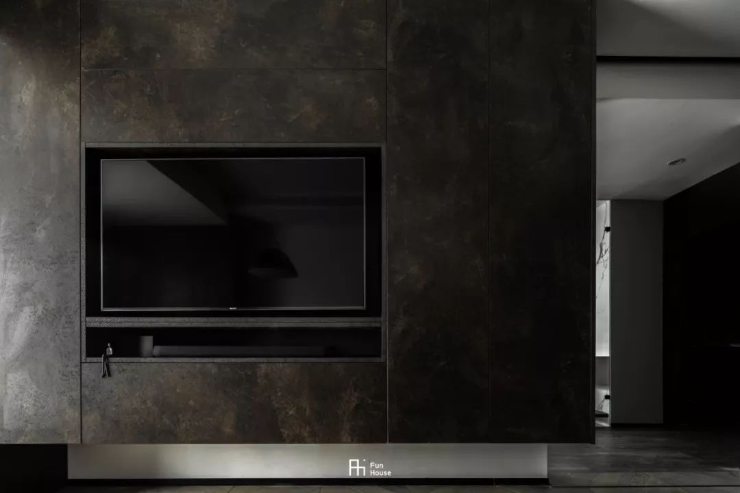 暗色方室 | FunHouse 设计融入宇宙元素-20