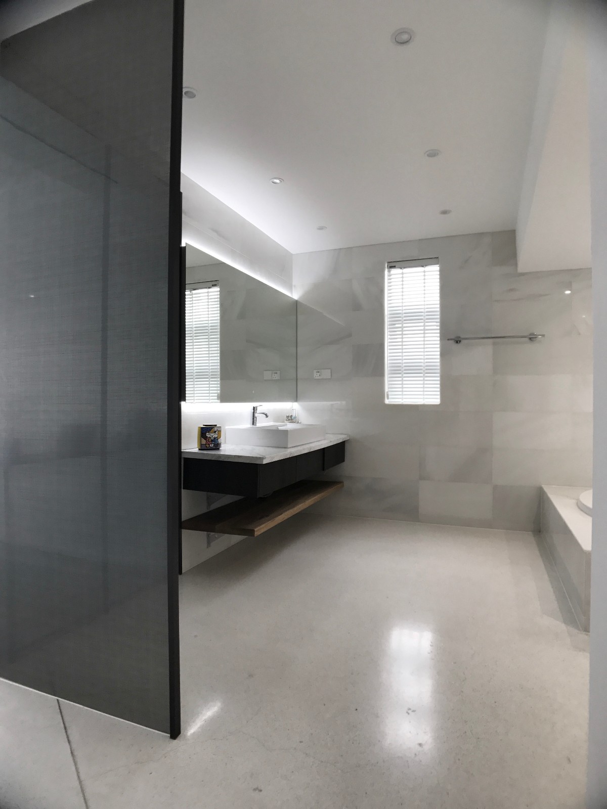 当流行遇上极简  龙发设计-24