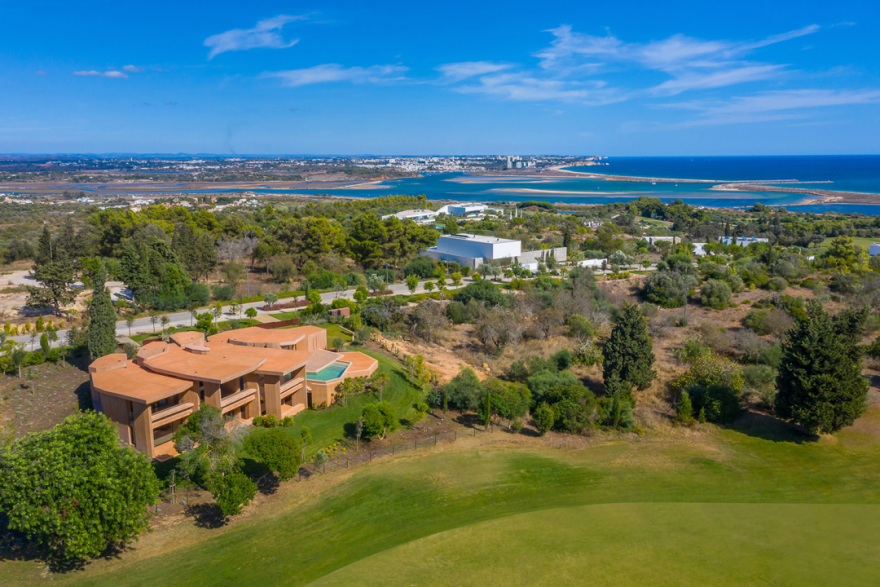 帕拉梅雷斯海洋生活与高尔夫丨葡萄牙丨RCR Arquitectes-95