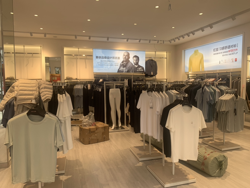湖南红豆男装品牌装修-3