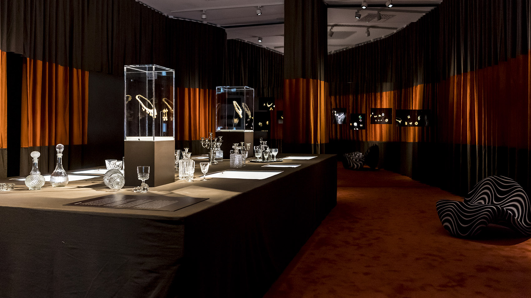 比利时 DIVA 博物馆展陈设计丨Beyond Space-7