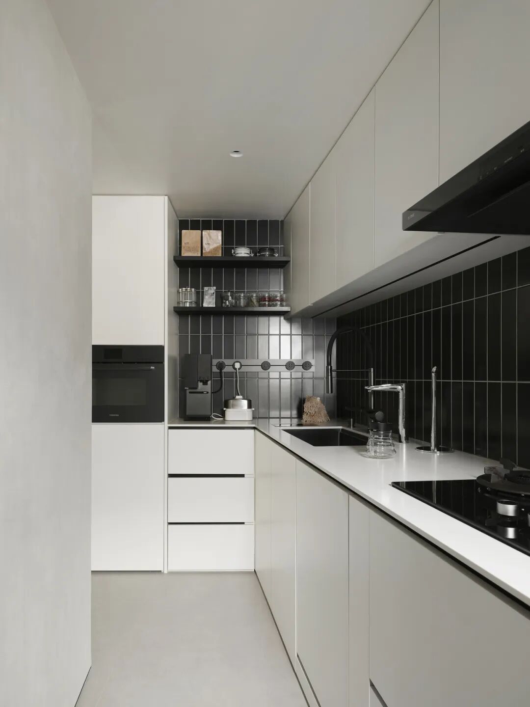 新作 · 躺在浴缸里,俯瞰整个南京路丨中国南京丨FF设计-42