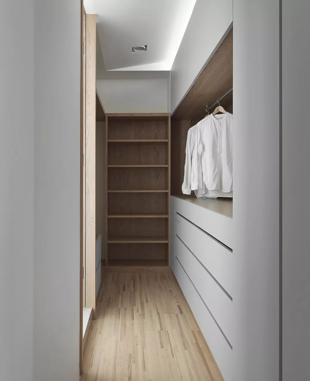 140㎡现代简约宅,明亮宽敞空间设计-35