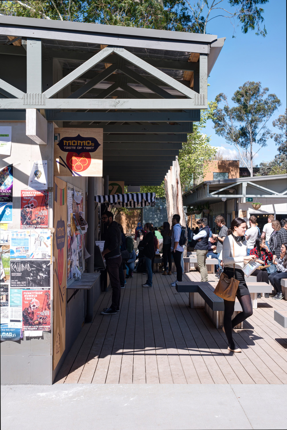 澳大利亚国立大学临时聚会村-21