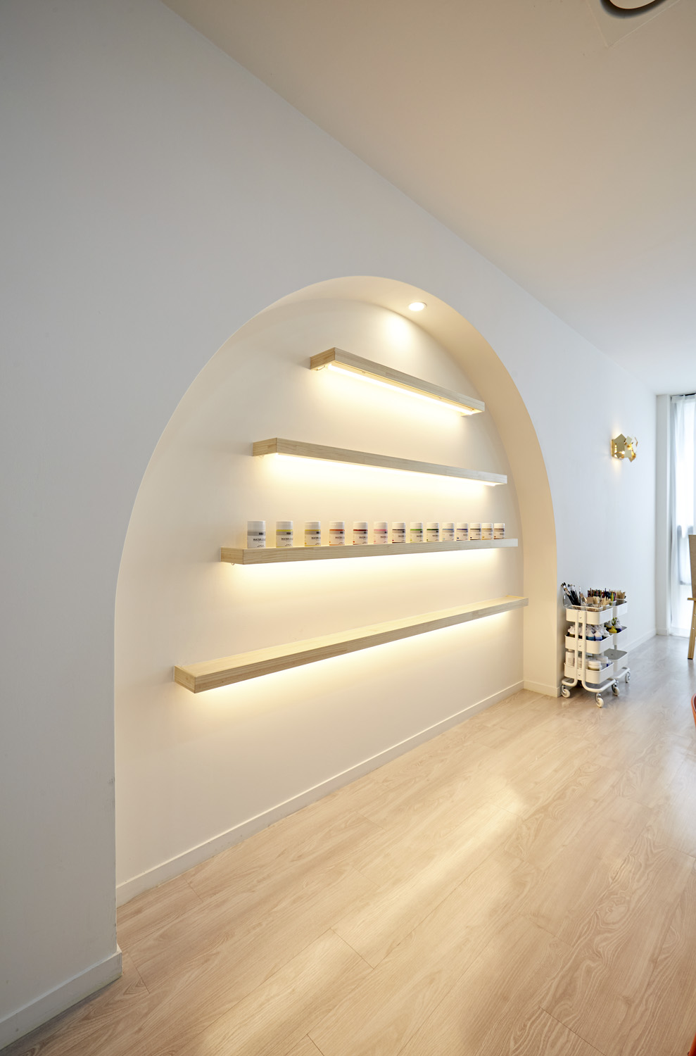 "韩国 Ellair 艺术画廊，极简与趣味并存的设计魅力"-13