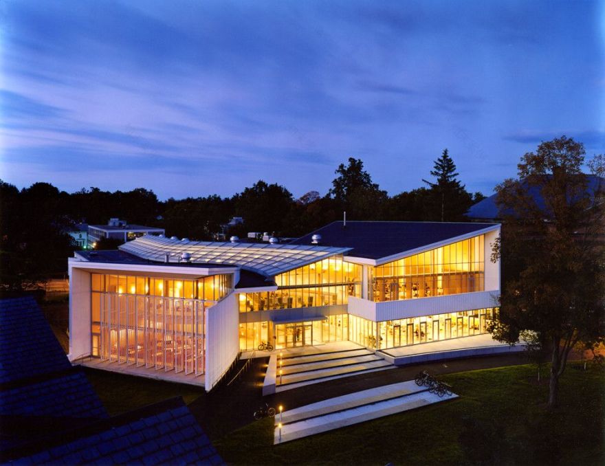 Smith College Campus Center | 公共起居室般的校园中心-2