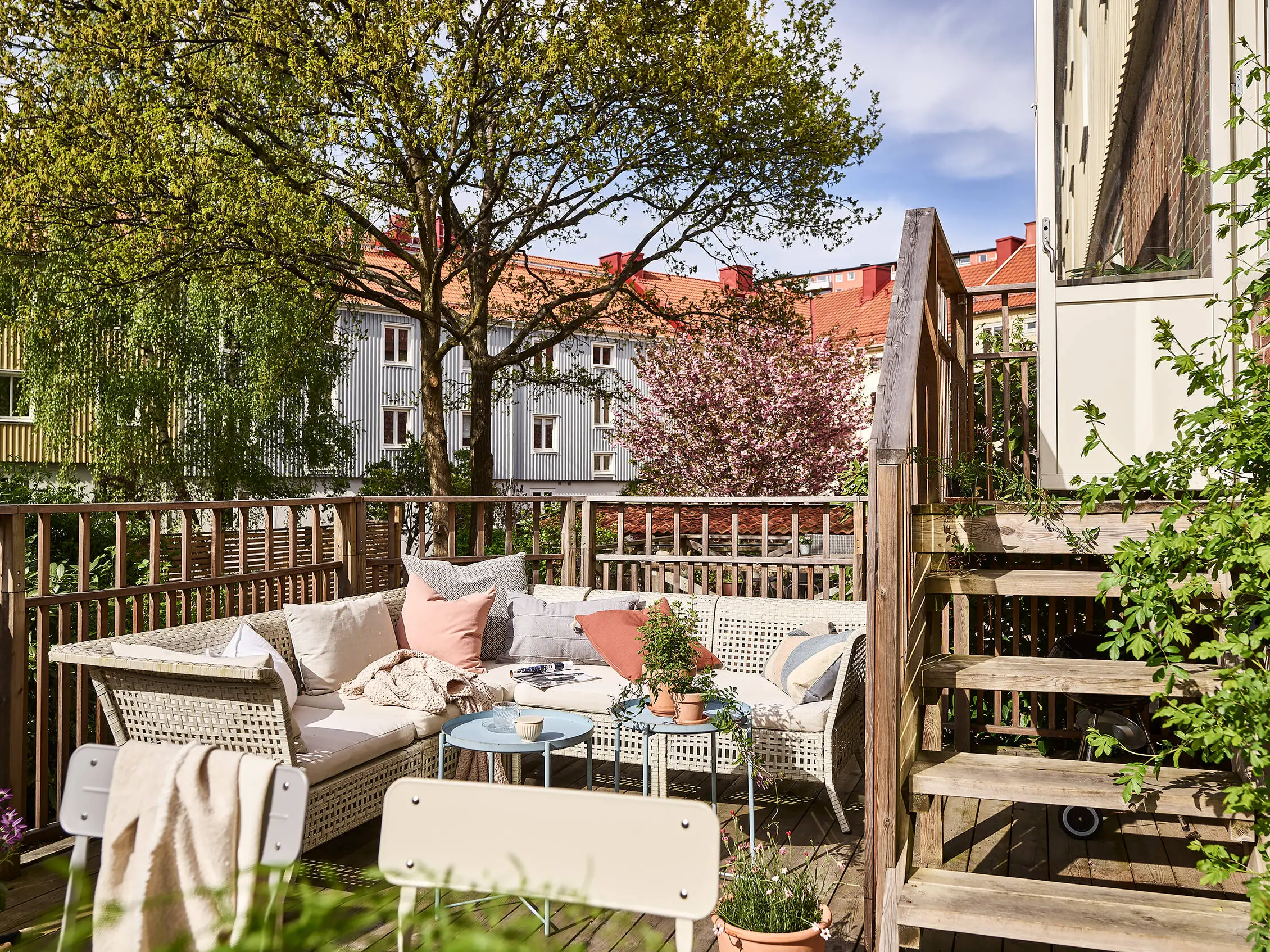 瑞典 30 年代乡村别墅,色彩斑斓的 47m2 公寓设计-17