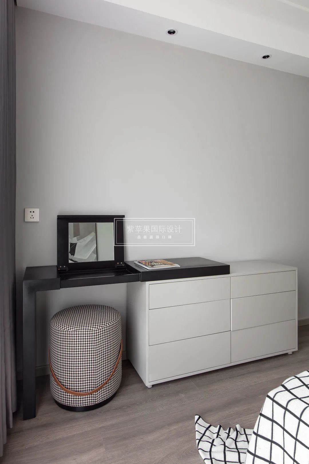 打破常规的色彩之家·现代风格设计案例丨紫苹果装饰集团-51