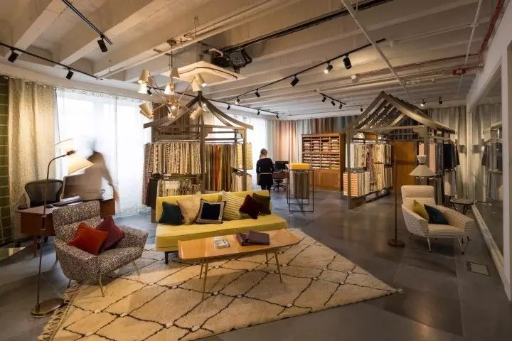 【108期】5月31日 老外用中式元素打造古典布艺陈列展厅-9