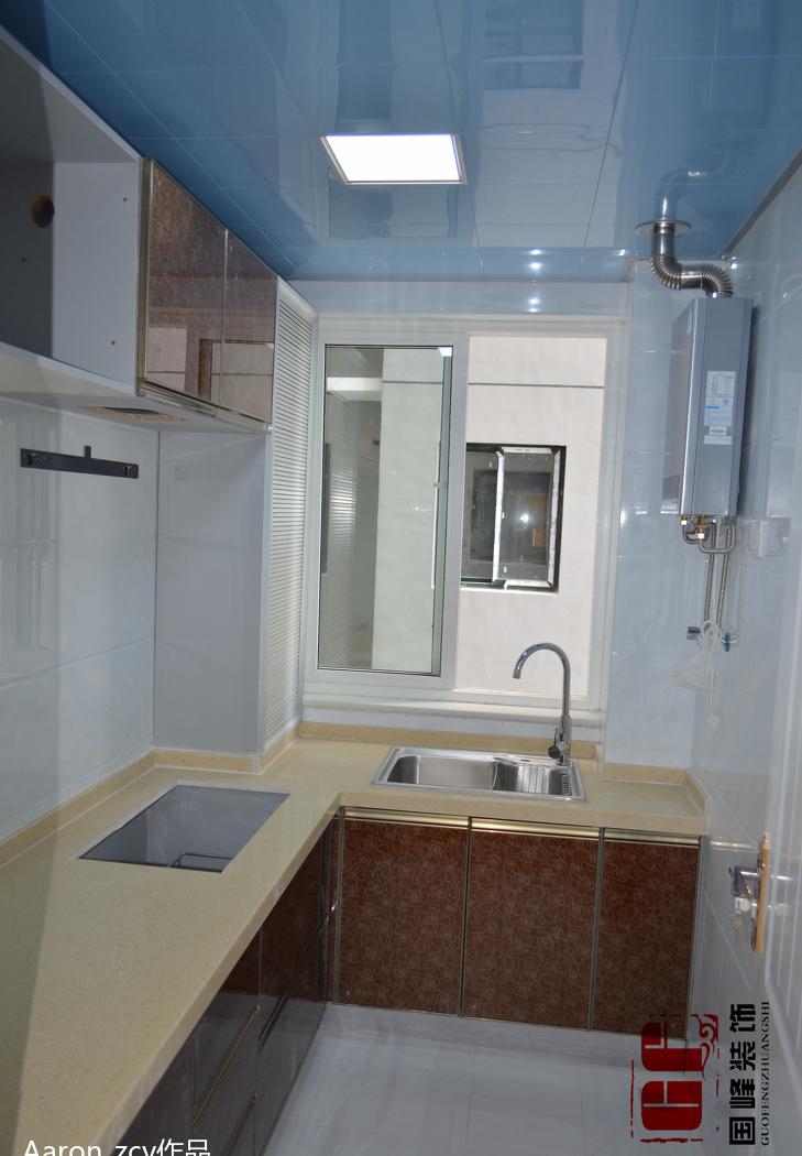 2.4 万打造 70 平现代婚房 | 极简奢华，空间利用-38