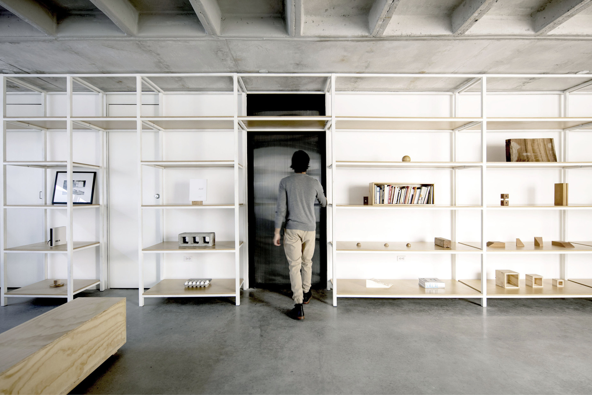 AAF 画廊丨墨西哥蒙特雷丨SAR-24