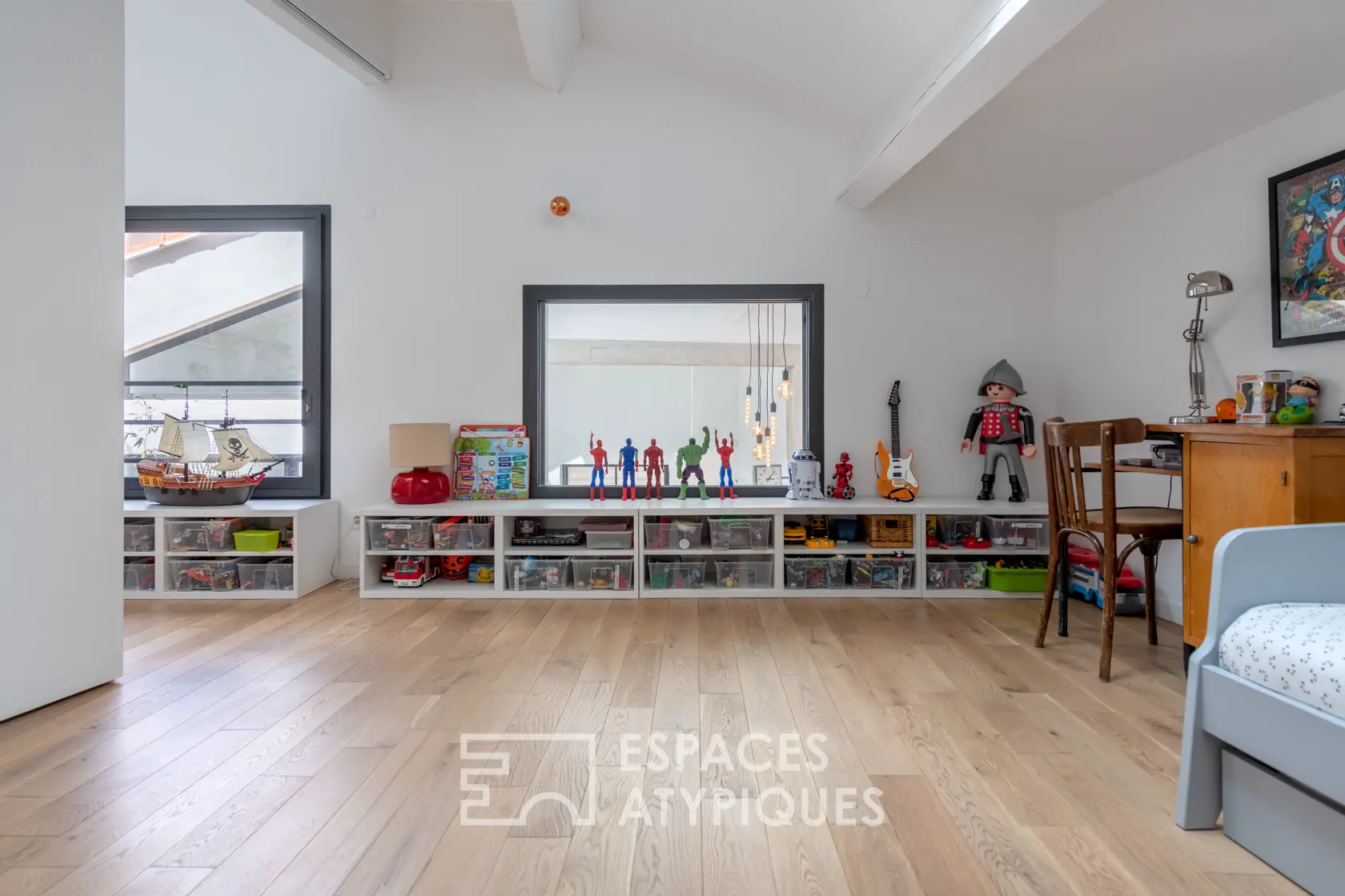 "马赛尔旧木工坊改造的明亮设计 Loft"-15